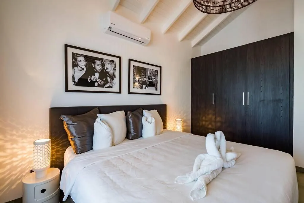 Bono Beach Villa op Bluebay Dorp Dorp Sint Michiel Curaçao